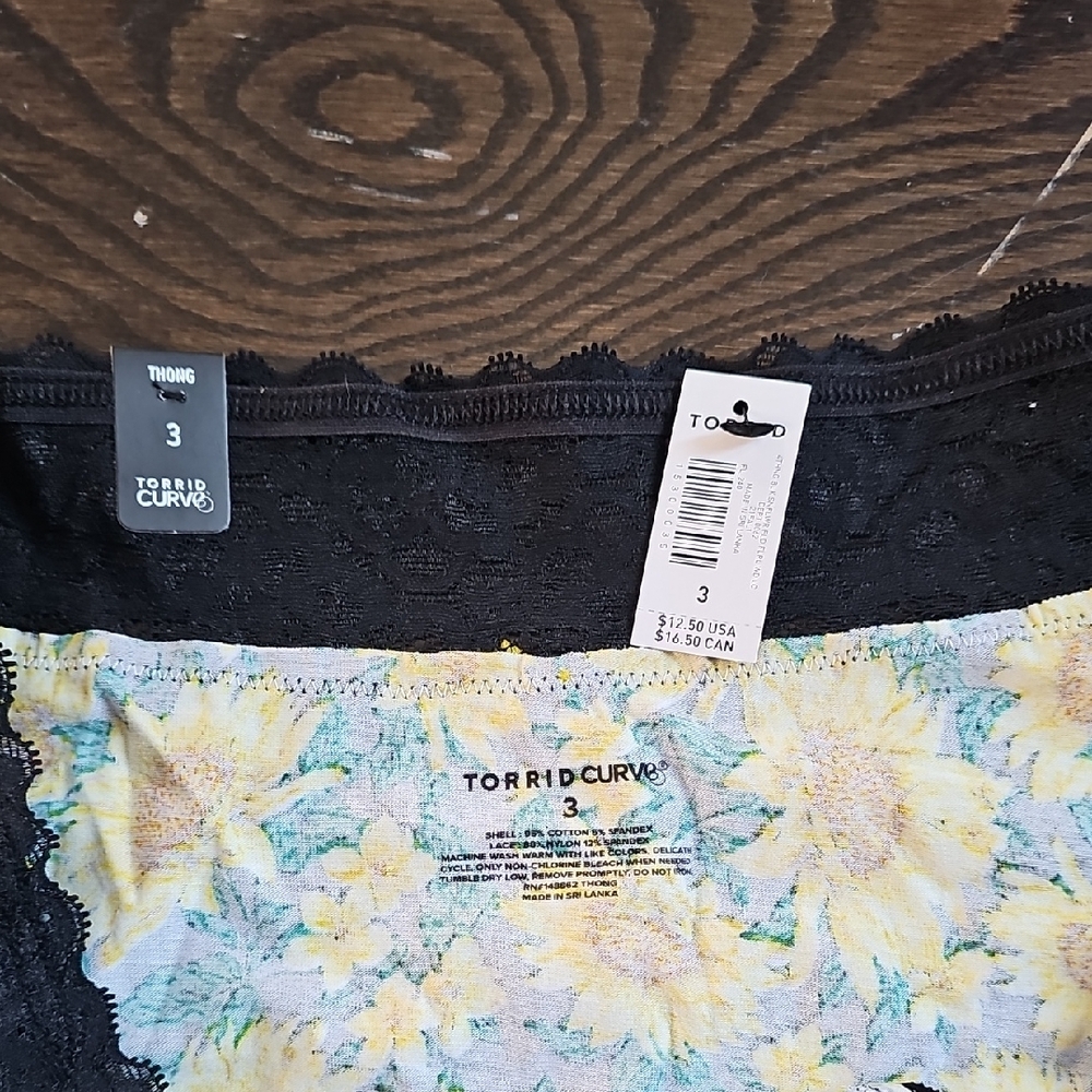 torrid Black Lace Sunflower Print Thong Panty - Picture 3 of 4